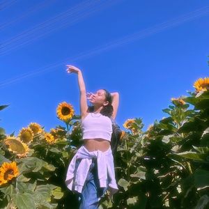 Meet your Posher, Sade